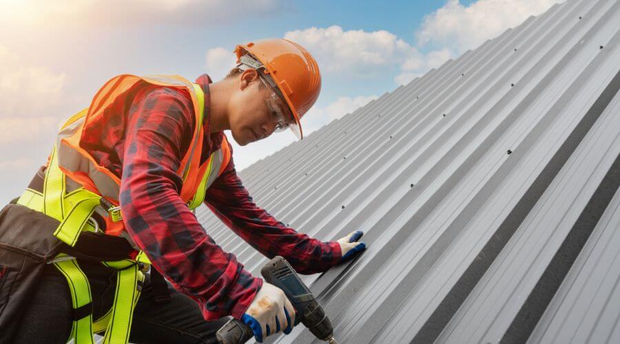 Professional New roof installation in Closplint, KY